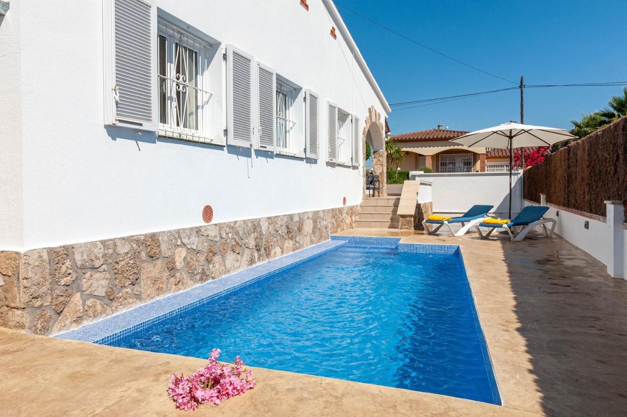 Laia Villa L' Escala Exterior foto